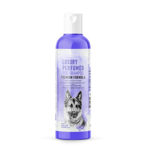 Luxury perfumed dog shampoo premium formula